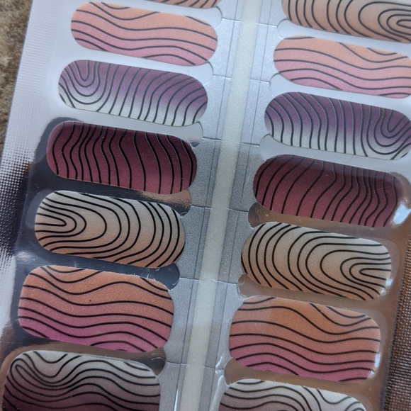 5 for $15 Nail Wrap - Earth's Crust - Picture 2 of 5
